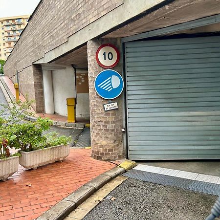 Apartment Carrer D'Olesa Barselona Dış mekan fotoğraf