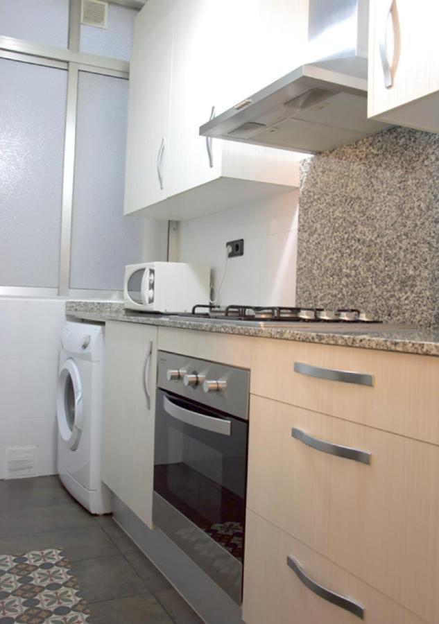 Apartment Carrer D'Olesa Barselona Dış mekan fotoğraf