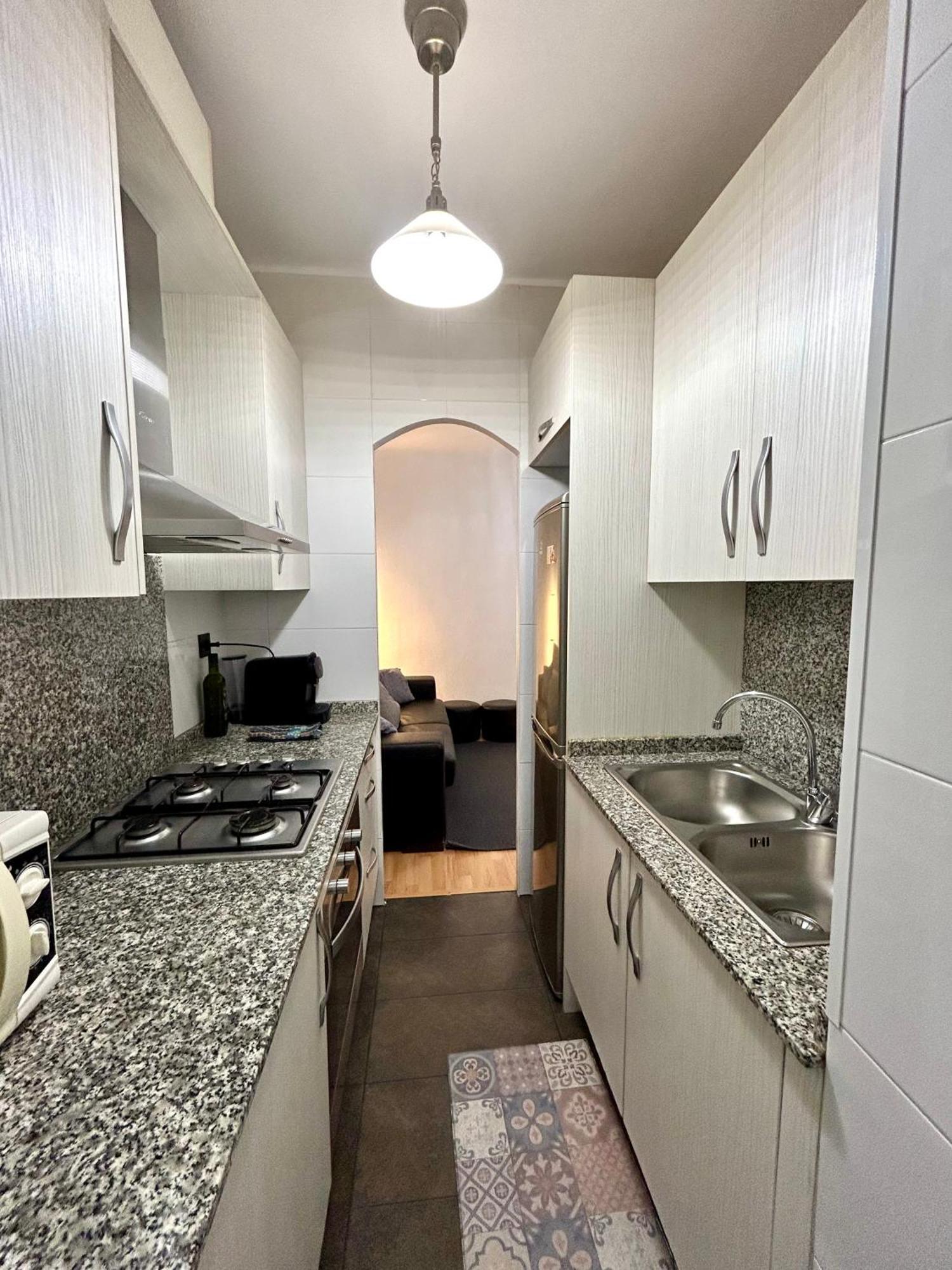 Apartment Carrer D'Olesa Barselona Dış mekan fotoğraf