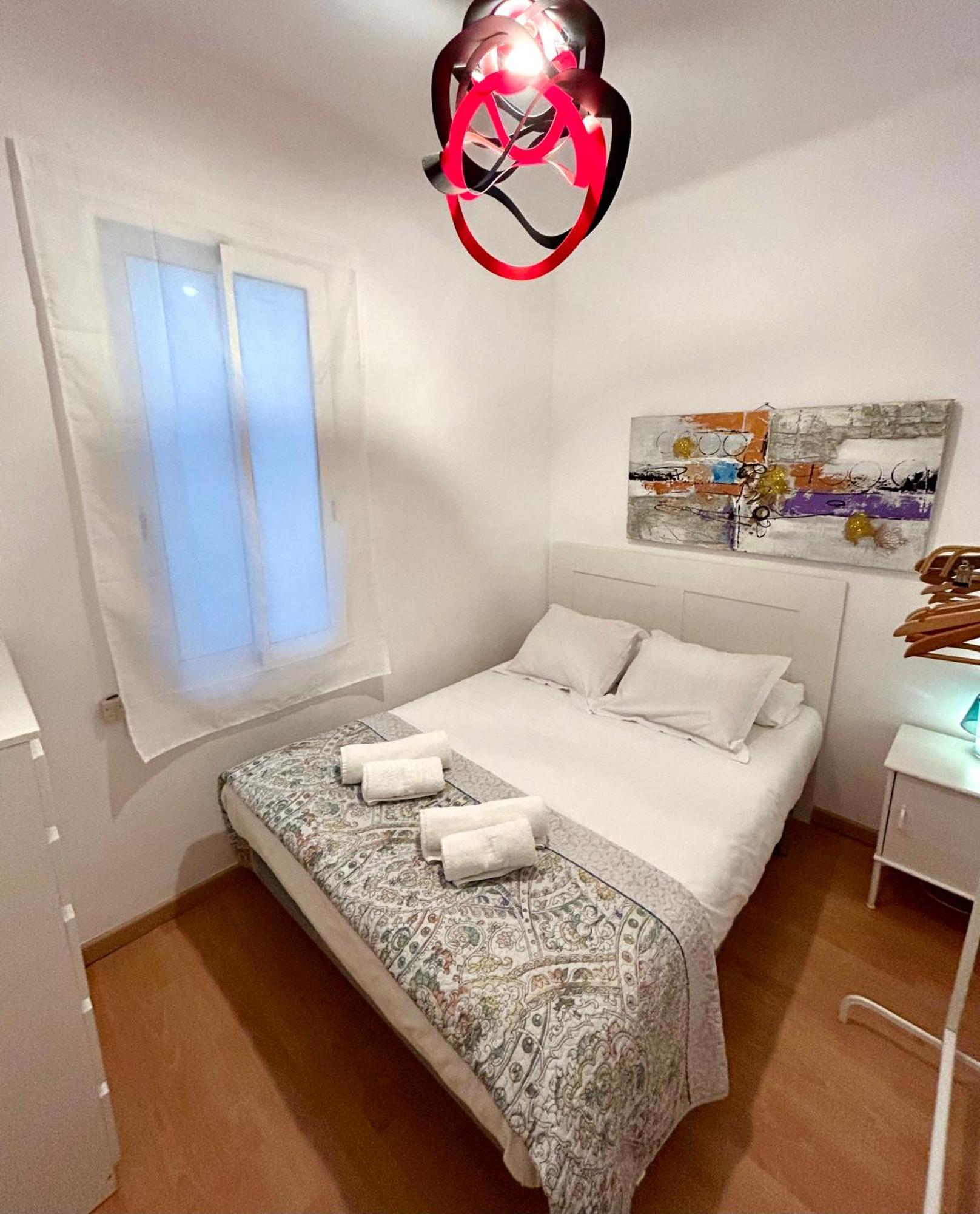 Apartment Carrer D'Olesa Barselona Dış mekan fotoğraf