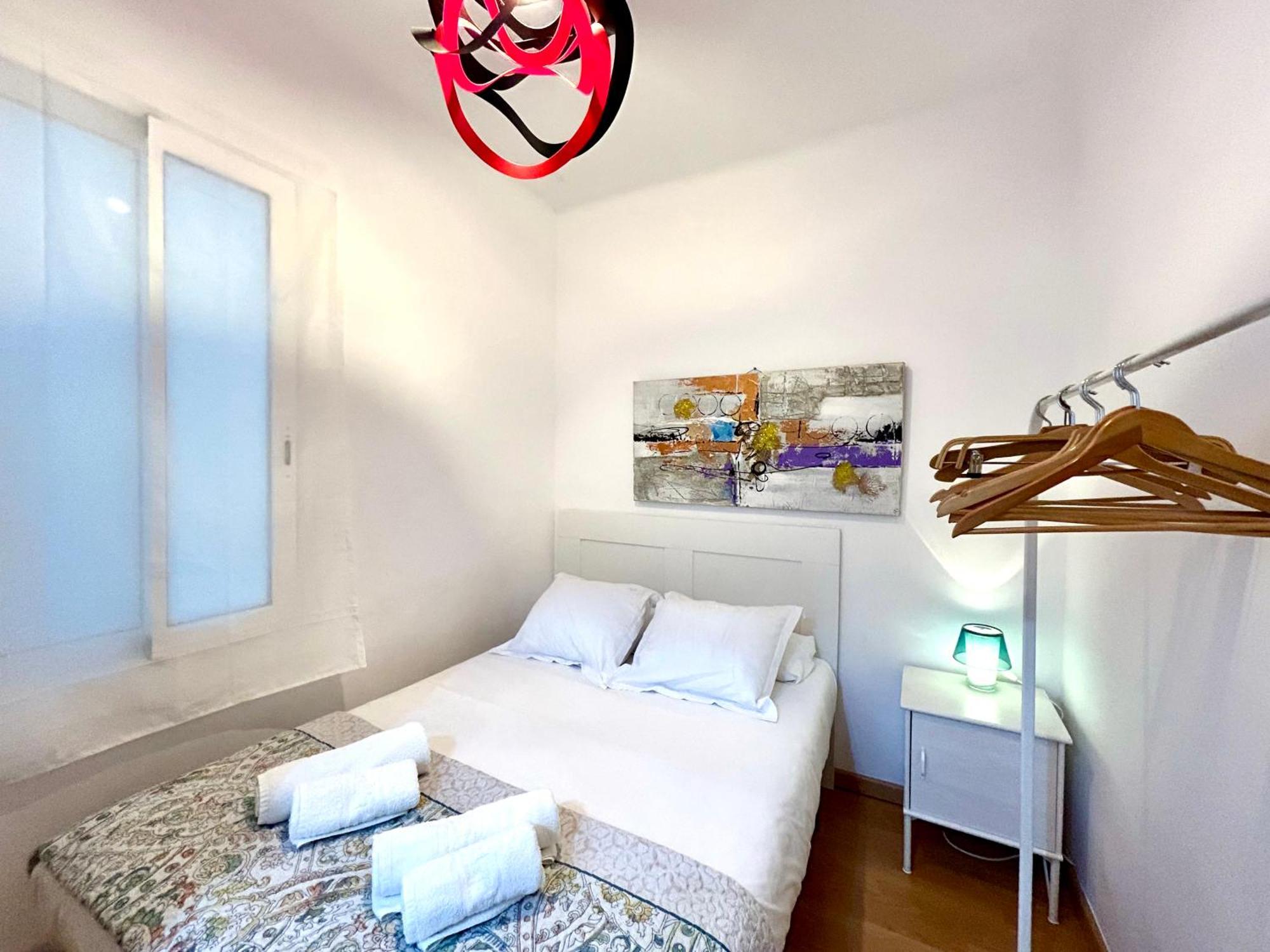 Apartment Carrer D'Olesa Barselona Dış mekan fotoğraf